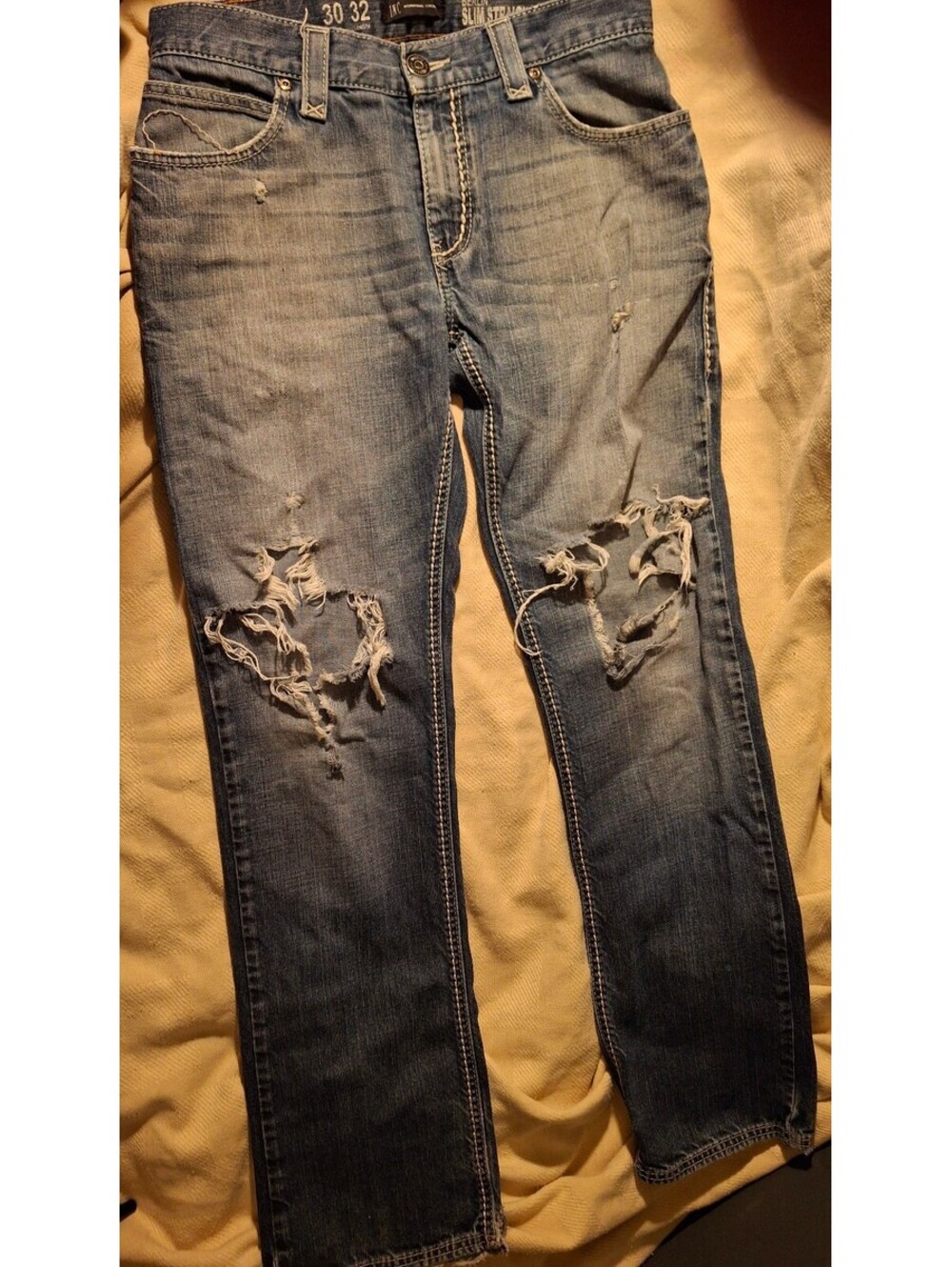 International Concepts Berlin Slim Straight Distressed Jeans 30x32